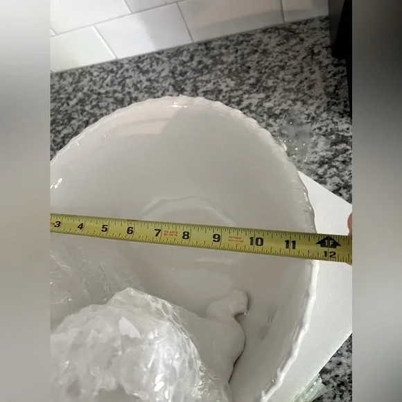 New with Tags- Pottery Barn Bunny Trio Basket Large Serving Bowl -  White NIB #2 - Picture 10 of 14